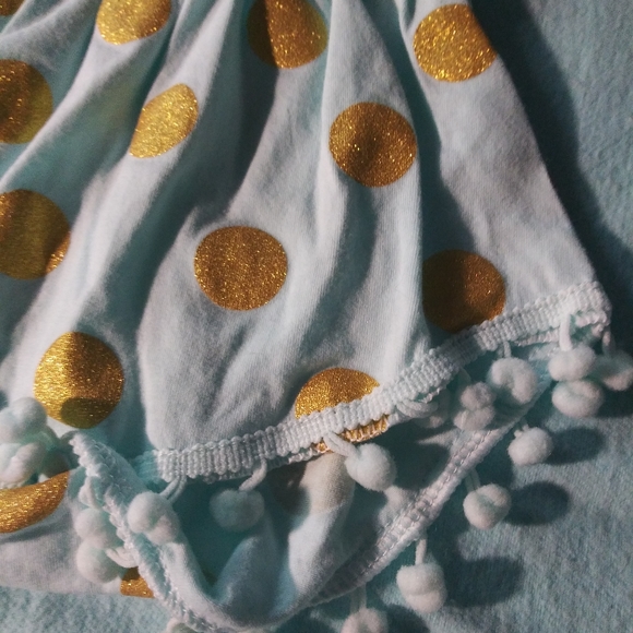 Girls NWT gold polka dot summer romper sz 2 3 4 - Picture 3 of 4